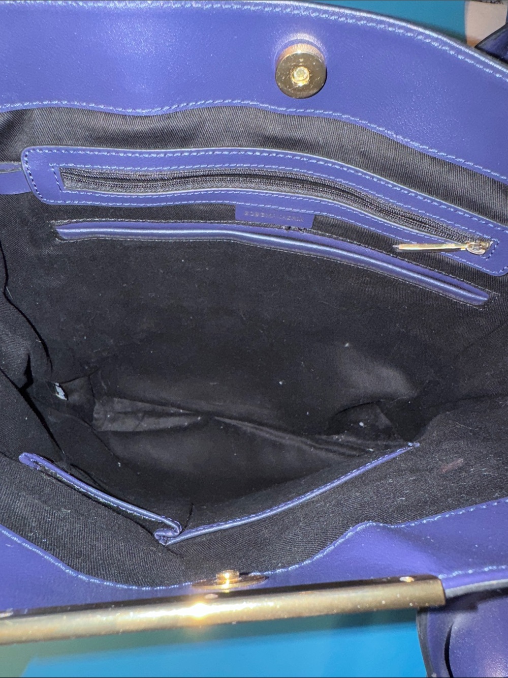 BCBGMaxAzria Dark Navy Leather Tote Bag Shoulder Bag - Picture 8 of 9